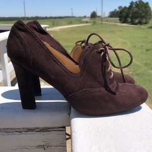 Chocolate Oxford Heels by Boston Design